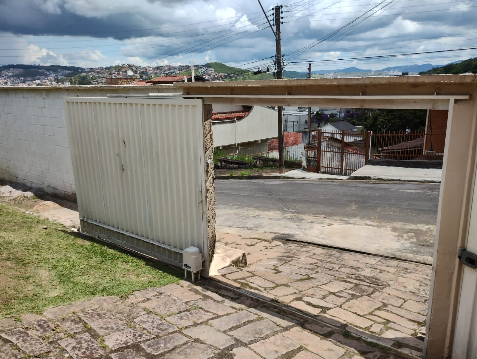 entrada garagem