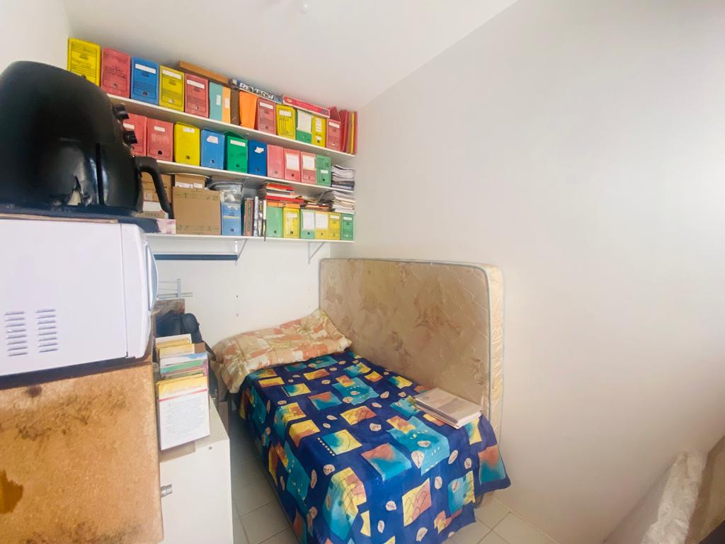 8b932b21-e987-446a-b556-3be1215d004e