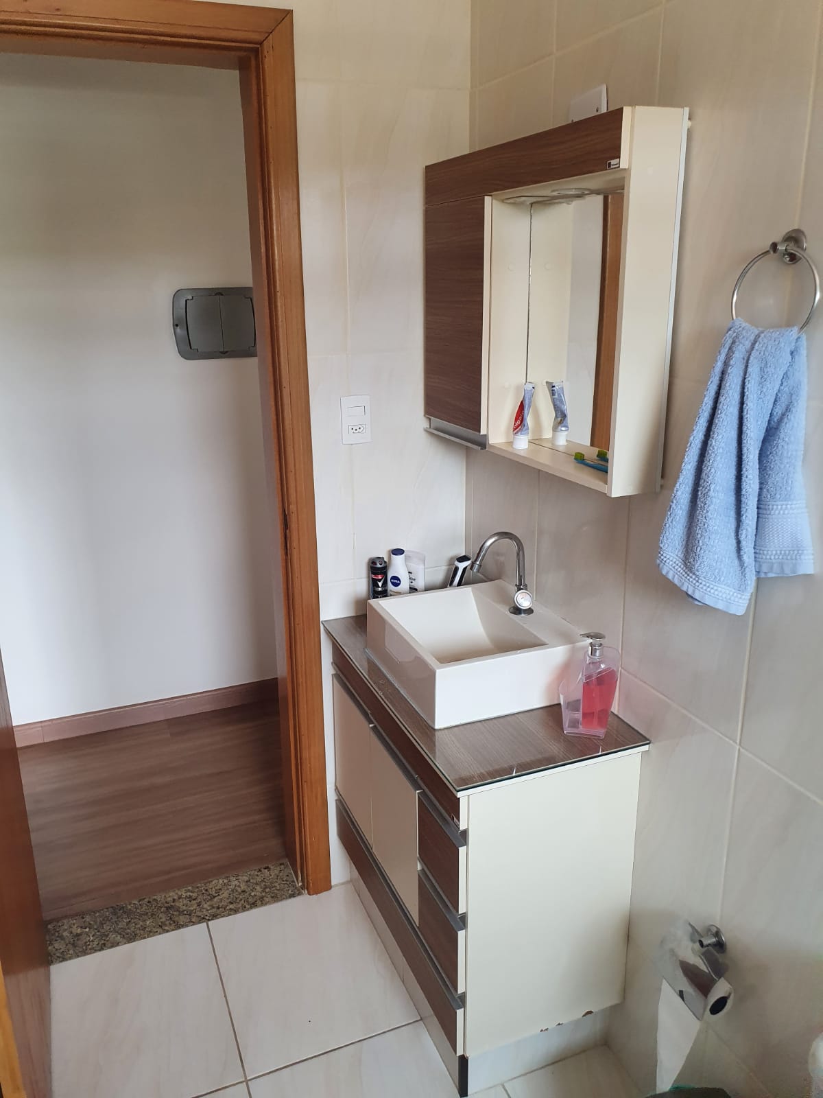 b5228c4d-570c-4177-9542-7a6fa392bc1e