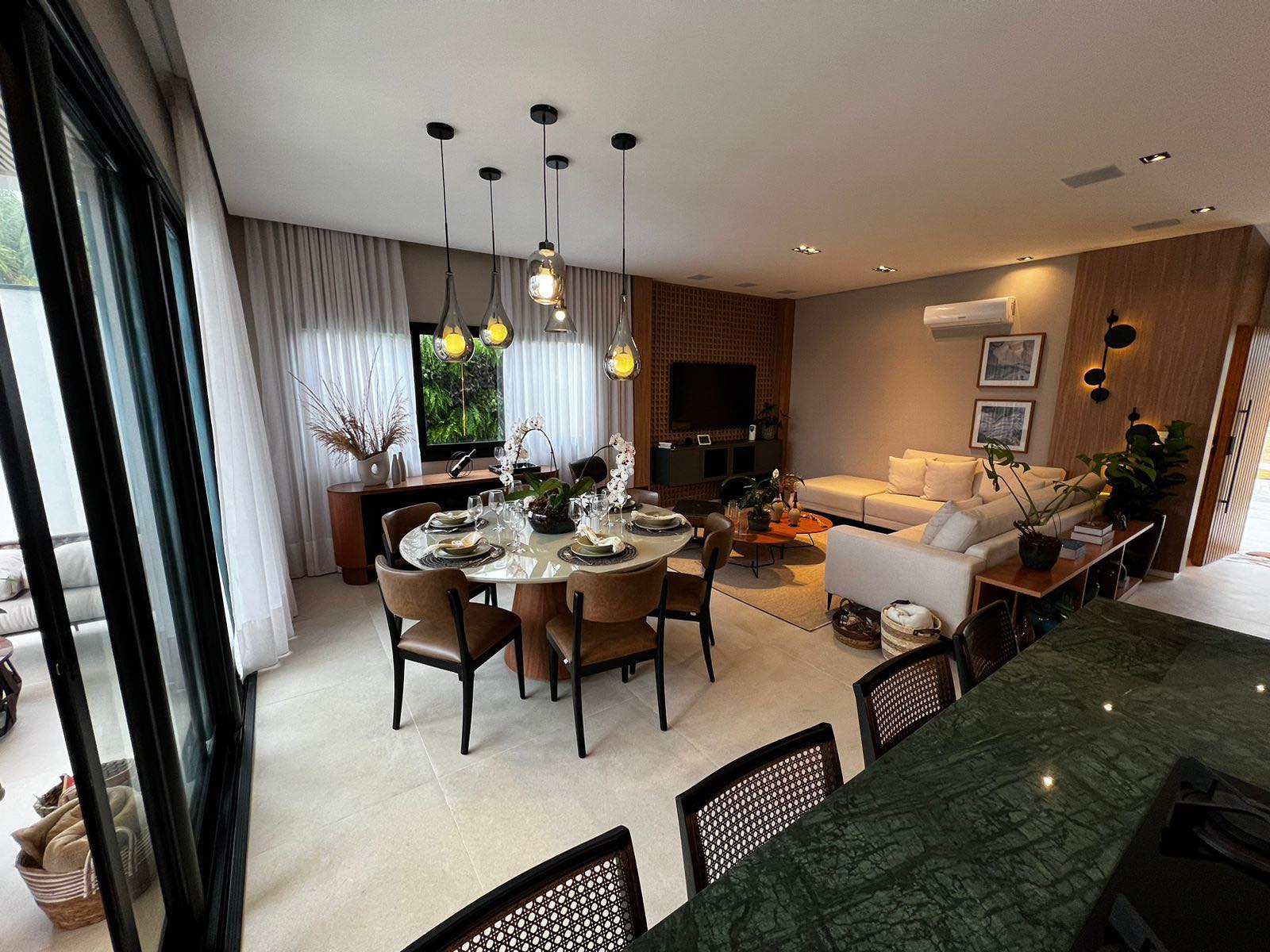 486522693_1184335093126919_6634644857167640562_n