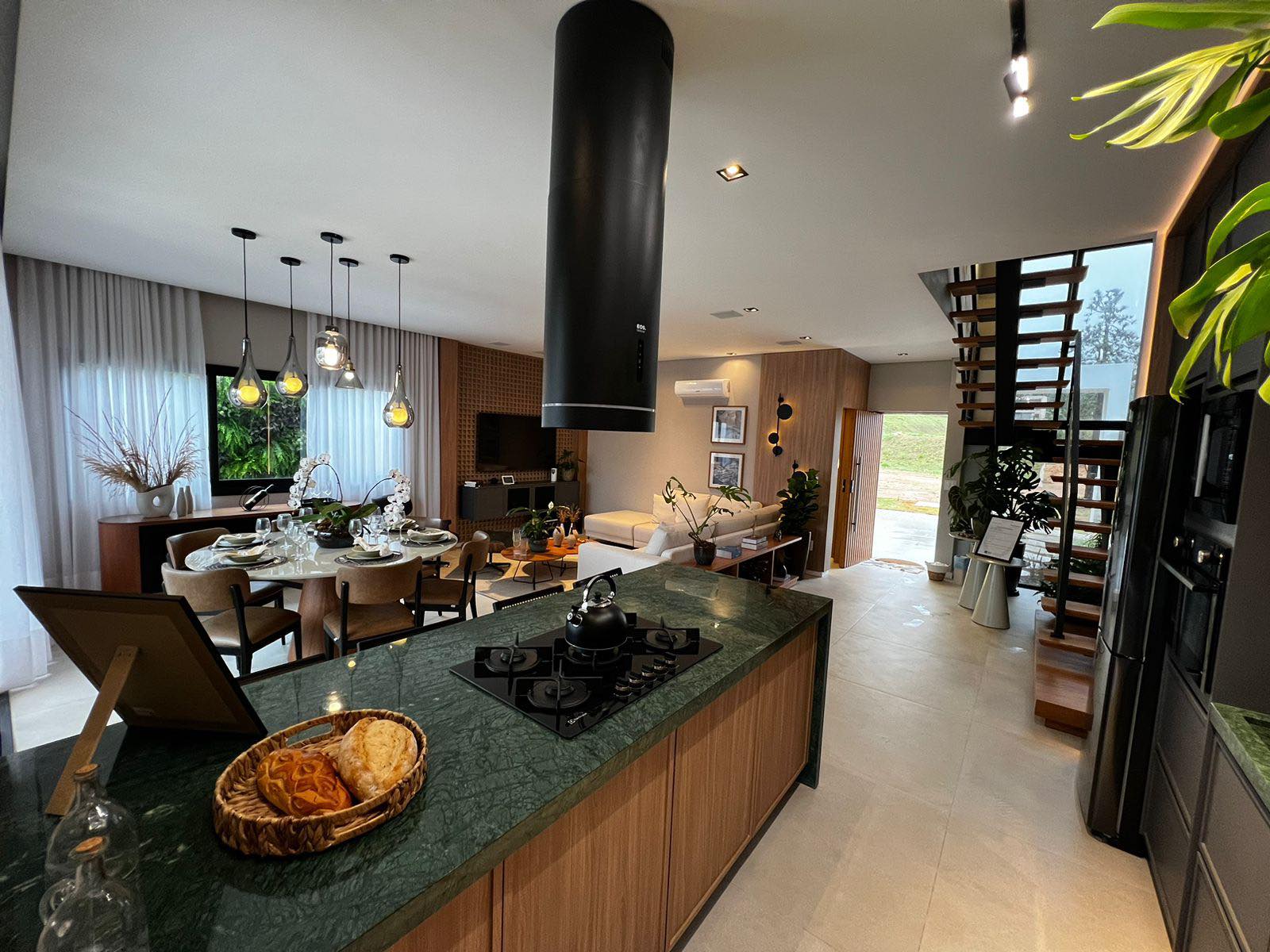 486689064_1184334979793597_5062026001956203021_n